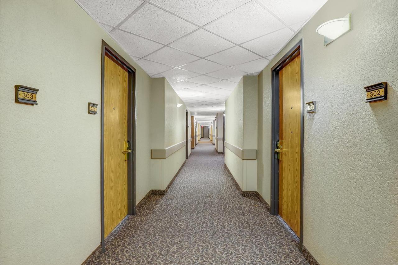Days Inn By Wyndham Red Deer Luaran gambar