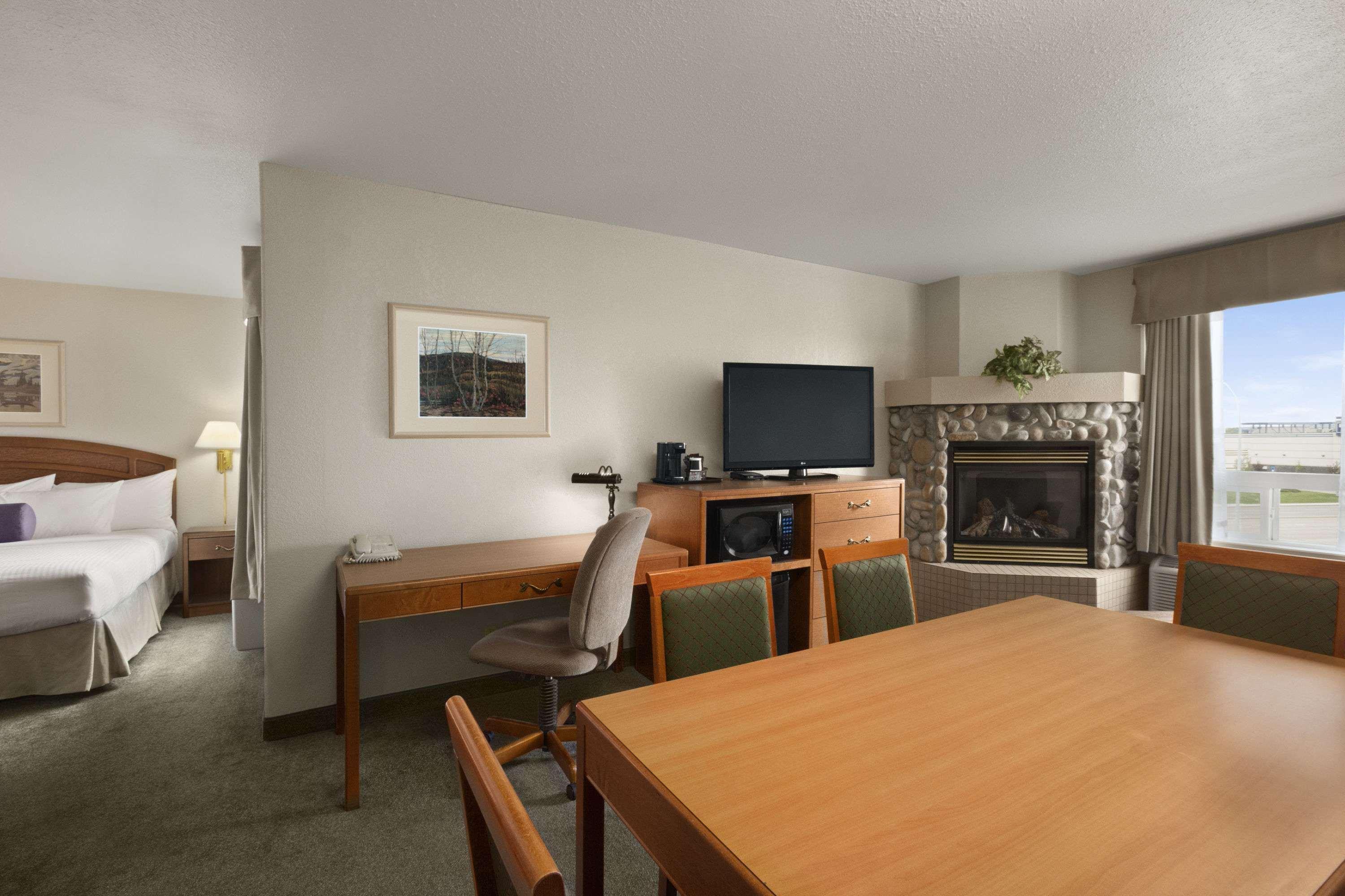Days Inn By Wyndham Red Deer Luaran gambar