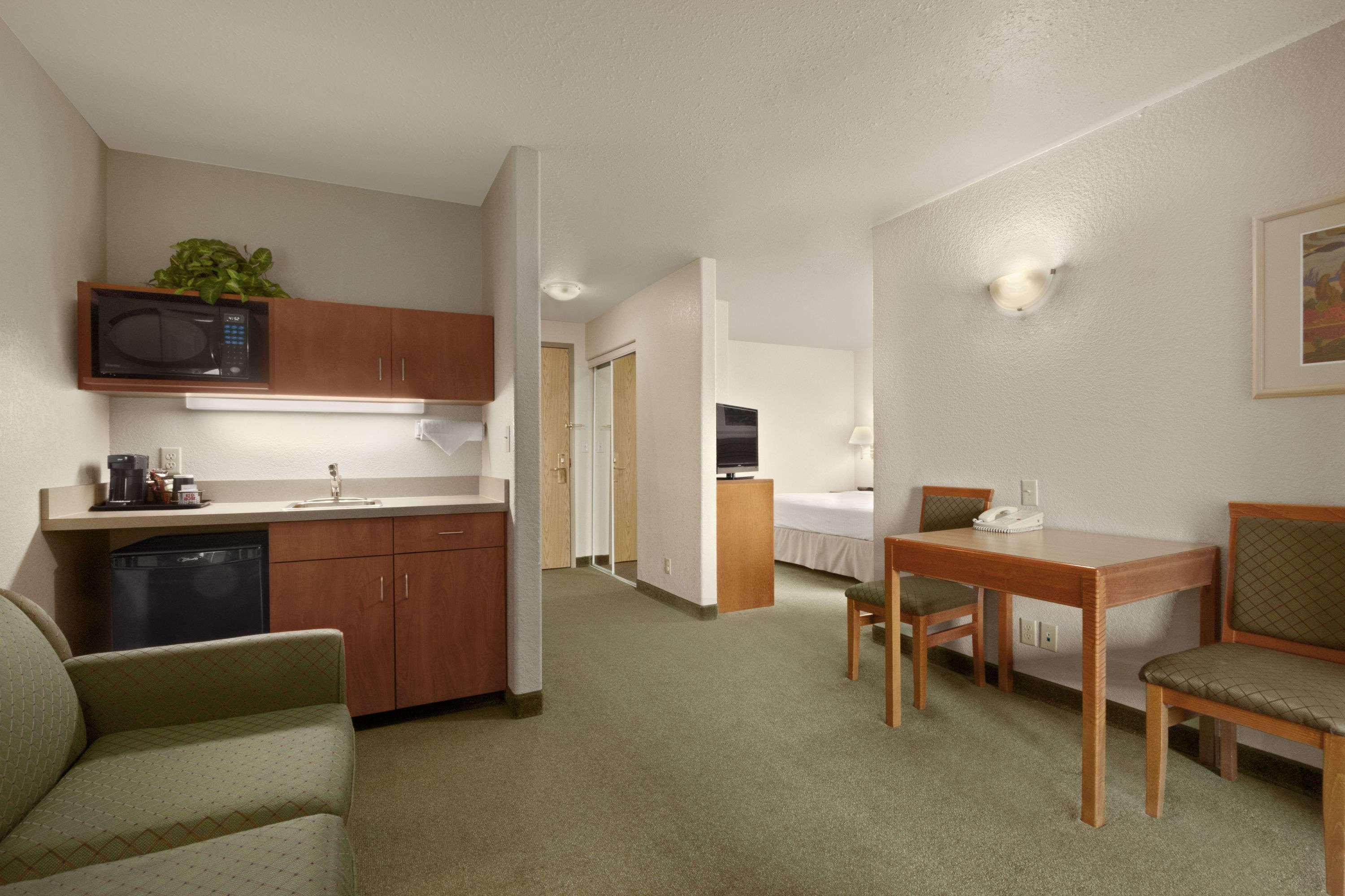 Days Inn By Wyndham Red Deer Luaran gambar