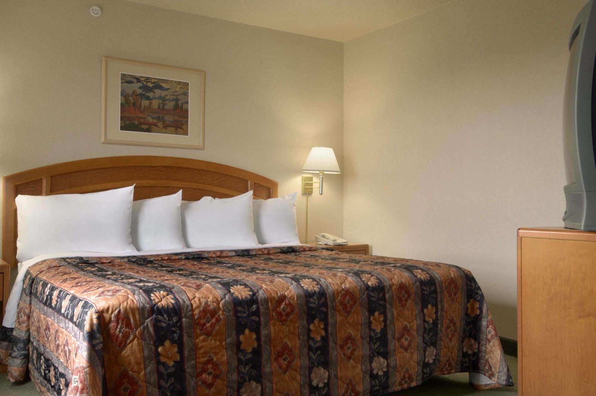 Days Inn By Wyndham Red Deer Luaran gambar