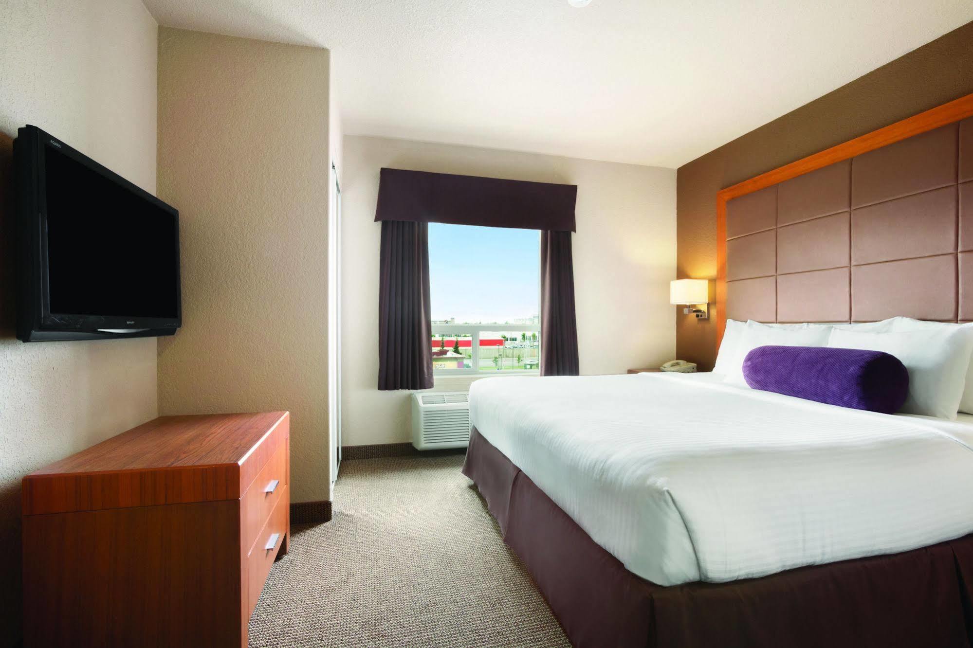 Days Inn By Wyndham Red Deer Luaran gambar